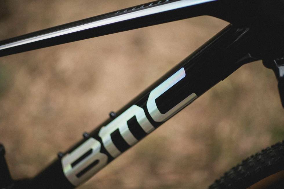 SKINNER: Lakken på sykkelen er nydelig. Foto: Kristoffer H. Kippernes test bmc fourstroke LT