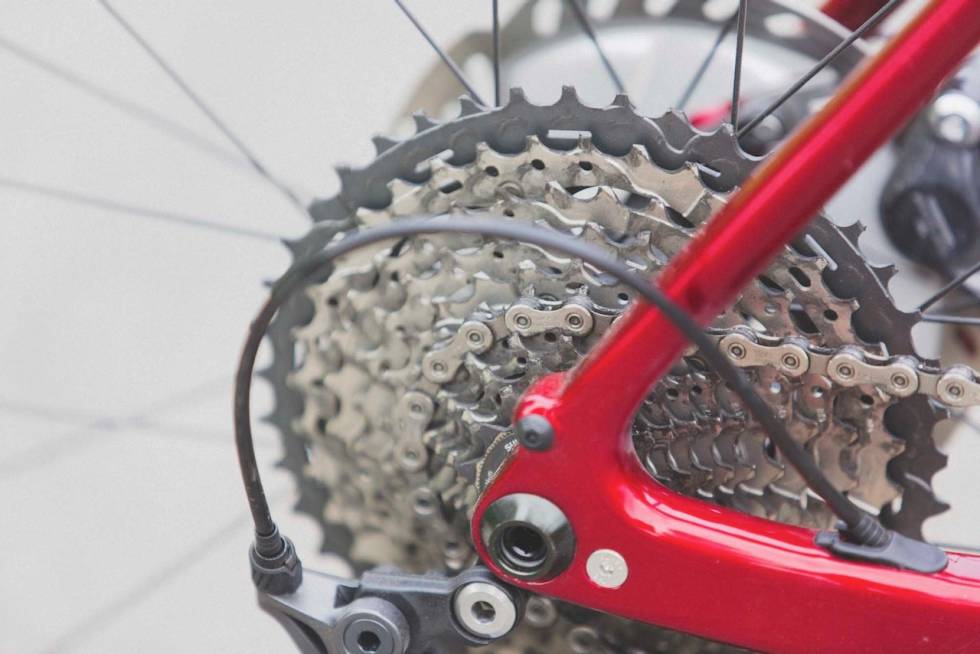 STOR KASSETT: Fara-sykkelen kommer med Shimanos terrengkassett på XT-nivå. Denne gir ok gir-spredning. Foto: Kristoffer H. Kippernes Fara Gravel-R