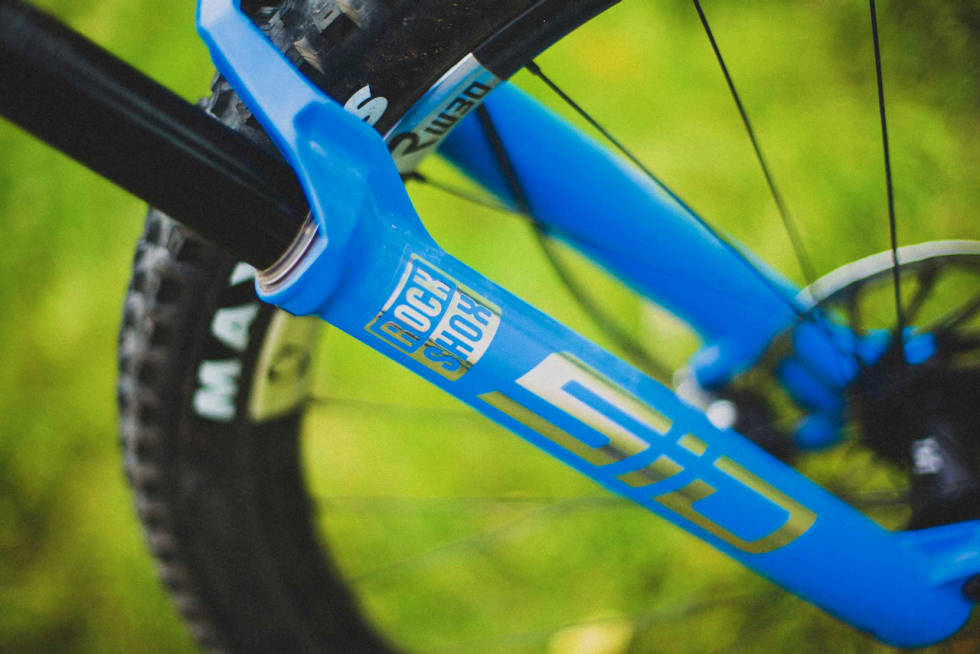 ULTIMATE: RockShox sin toppmodell byr på god stivhet og smidig demping. Foto: Kristoffer H. Kippernes Revel Ranger testing
