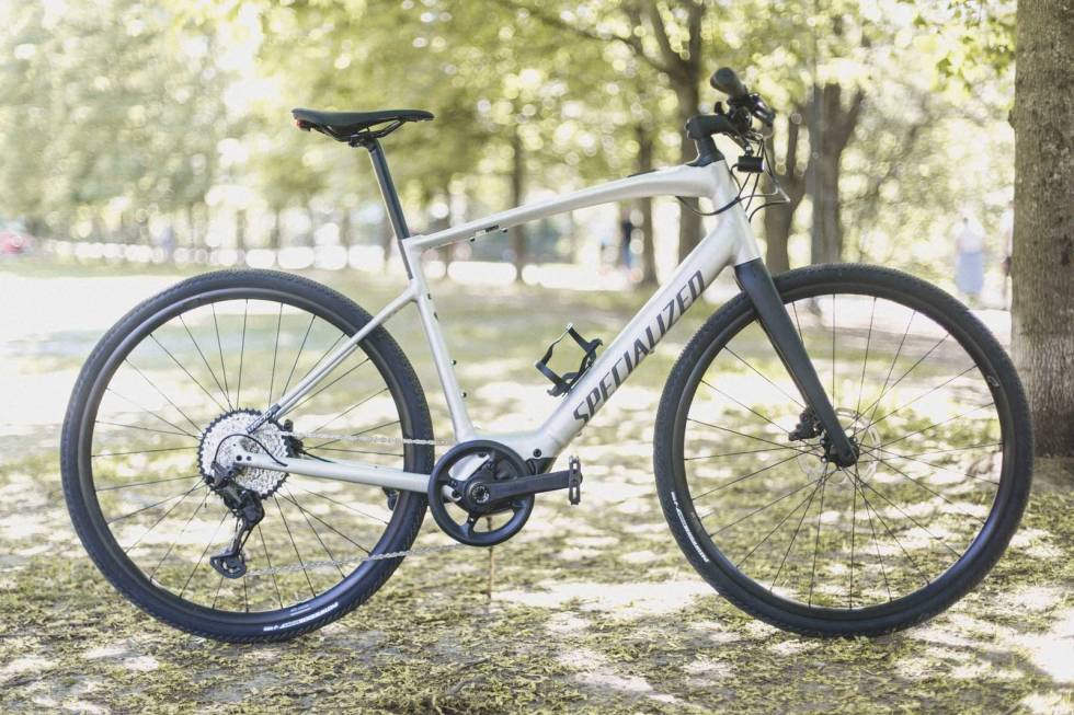 PENDLERVÅPEN: Skal du komme deg raskt fra A til B bør du vurdere elsykkelen fra Specialized: Vado SL 5.0. Foto: Kristoffer H. Kippernes test specialized vado sl elsykkel 2021