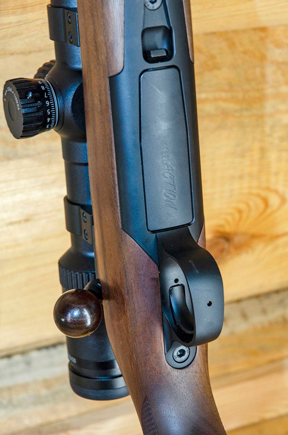 Justerbart: Avtrekket kan lett justeres fra 500–2500 gram ved hjelp av en medfølgende nøkkel. Test-Steel-Action-HM-HS-Rifle-2