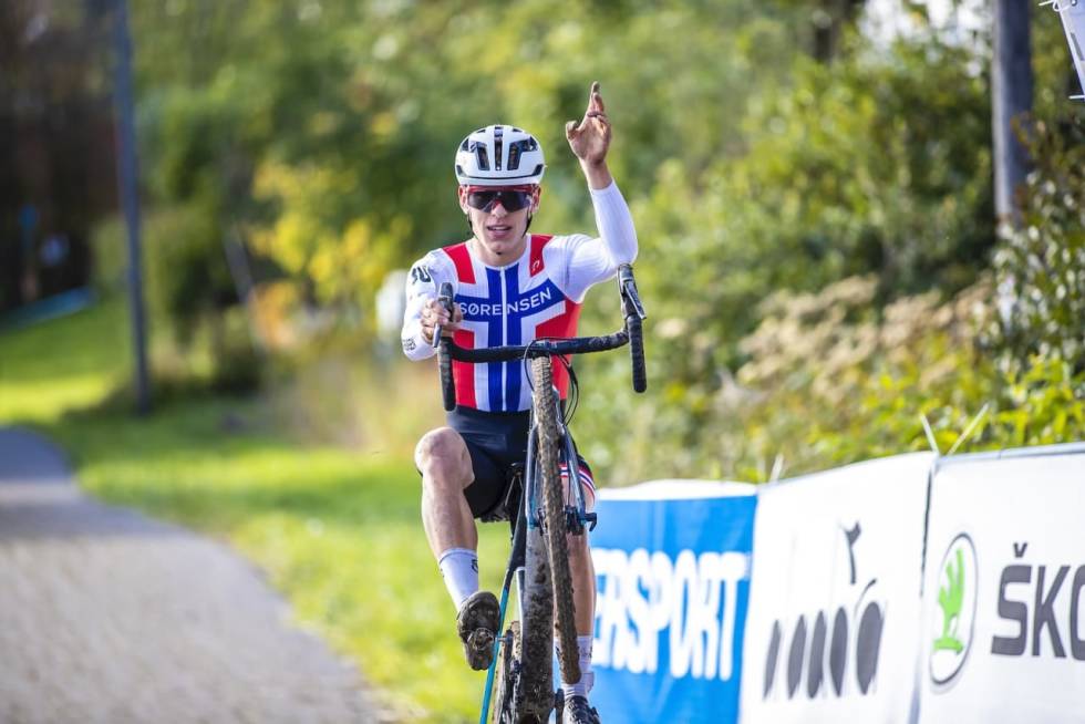 TERRENGBAKGRUNN: Tobias Johannessen startet sykkelkarrieren som terrengsyklist. Han har også vært en av våre sterkeste cyclocrossutøvere. Foto: Pål Westgaard. Tobias-johannessen