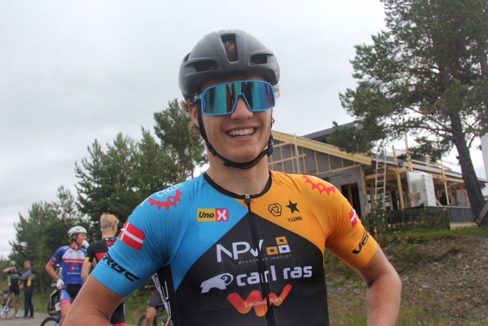 BLID DANSKE: Tobias Lundandresen er stolt av seieren på andre etappe av 4-dagersrittet Tour te Fjells 2020. Foto: Ingeborg Scheve Tobias Lundandresen Tour te Fjells 2020