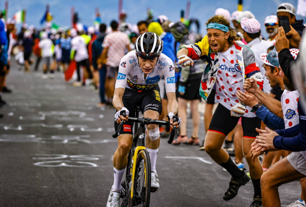 PODIET?: Skulle Vingegaard klare podiet vil det være en enorm triumf både for han og Jumbo-Visma, etter å ha mistet Primoz Roglic tidlig i rittet. Foto: Cor Vos tour de france, jonas vingegaard, jumbo-visma(2)