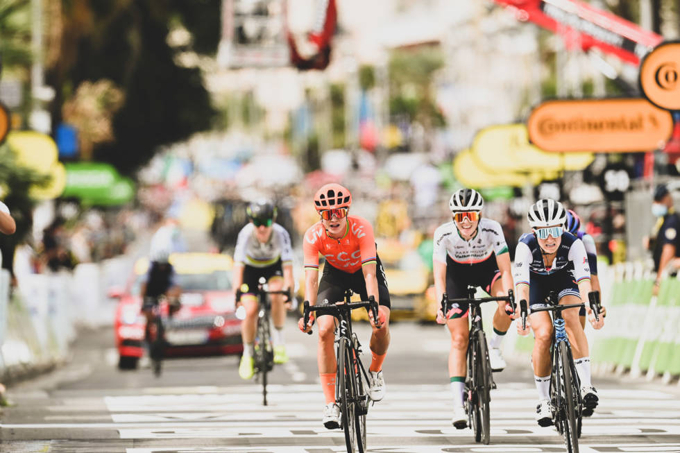 SPURT: Lizzie Deignan vinner La Course By Tour de France, 2020. Foto: Cor Vos. tour-de-france-kvinner-3