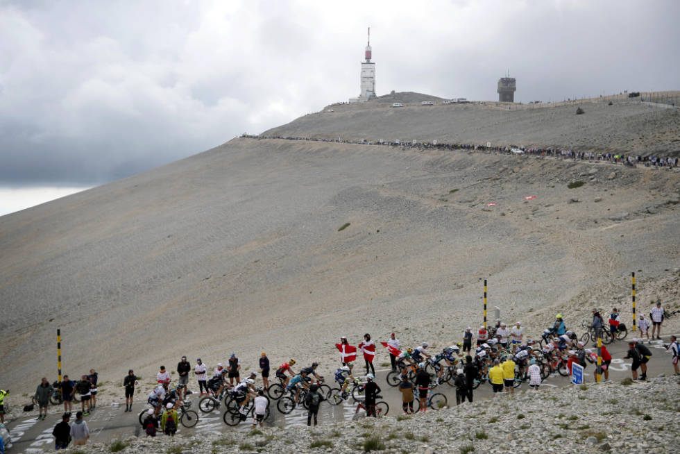 BRUTALE VENTOUX: To ganger opp Mont Ventoux var en ordentlig prøvelse for Tour-rytterne. Foto: Cor Vos tour de france, mont ventoux