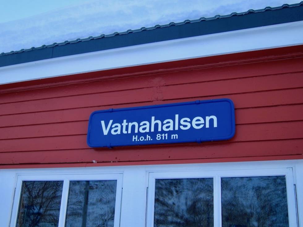 Togstasjonen Vatnahalsen Vatnahalsen, High Camp