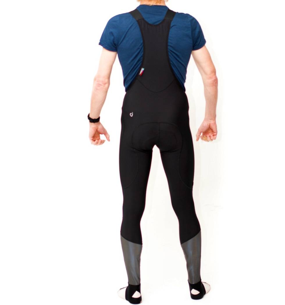 VARM RYGG: Også ryggpartiet på Velocio Zero Tight er foret. Foto: Henrik Alpers Velocio Zero Bib Tights
