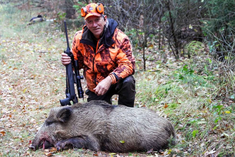 GLAD SKRIBENT: Det er en god følelse når grisen går overende. villsvinjakt-i-polen-10