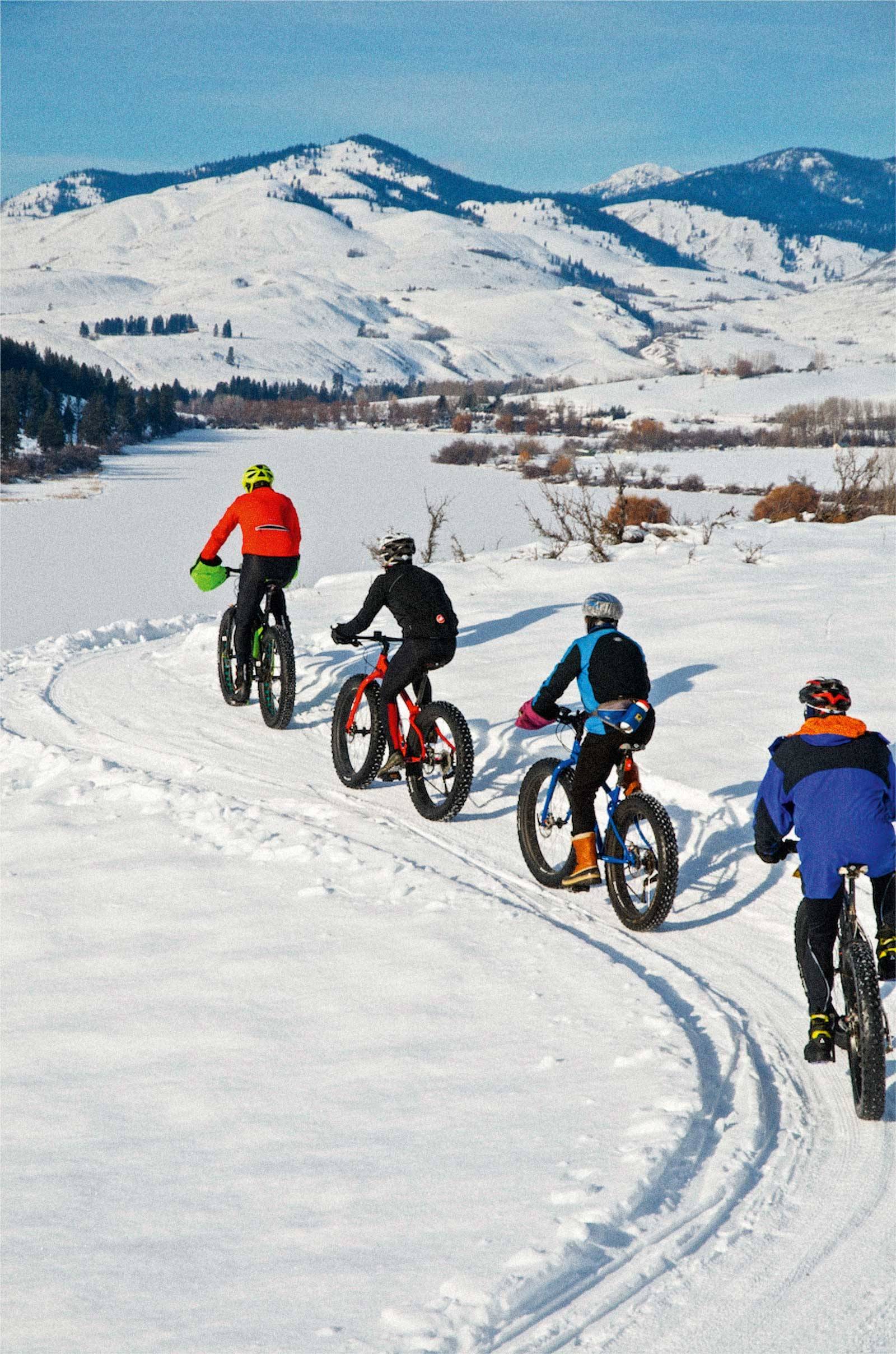 LANG, LANG REKKE: Pearrygin State Park er ett av de første områdene de frivillige fikk lov å tilrettelegge for fatbikes med egne løyper. Foto: Steve Mitchell/Mitchellimage.com Winthorp-Washington-USA-Fatbike-5
